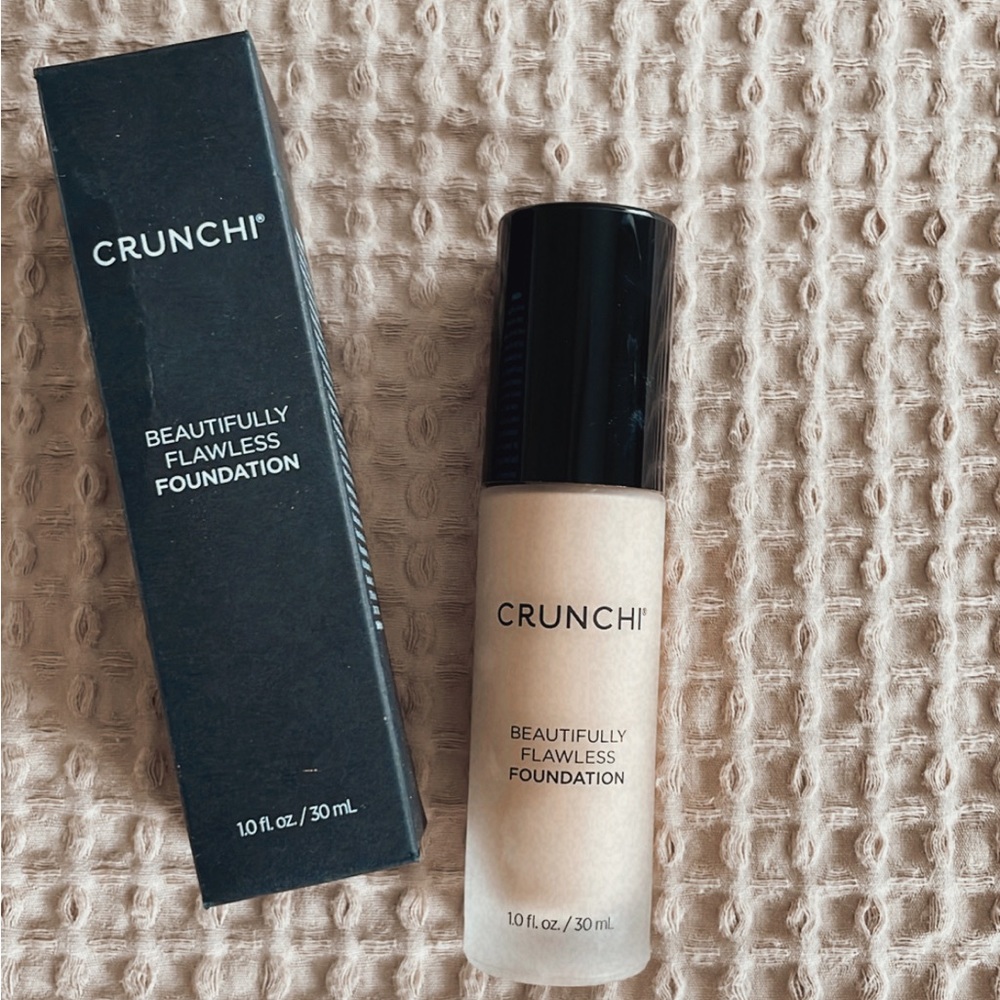 CRUNCHI Beautifully Flawless Foundation